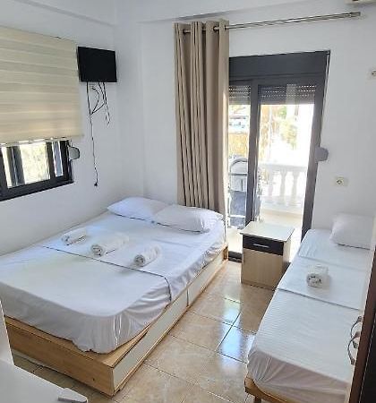 Alsi Rooms Ksamil Eksteriør bilde